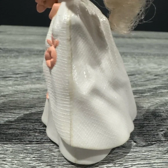 McDonald’s | Barbie: Romantic Bride Barbie (1992) - Vintage Happy Meal Toy - Picture 9 of 11